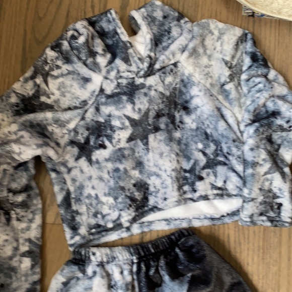 Penelope wild berry comfy 2 piece outfit - Picture 3 of 4